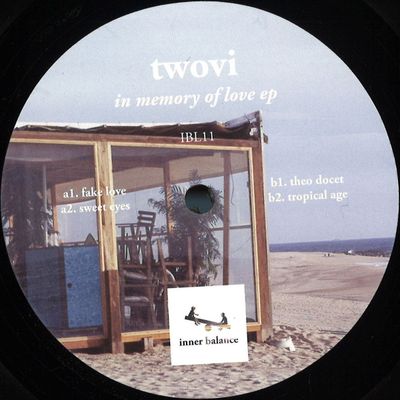 Twovi — In Memory Of Love EP vinyl cover