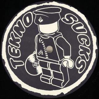 Teknosucks