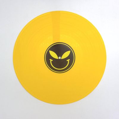 Alien Rave — AURA vinyl cover