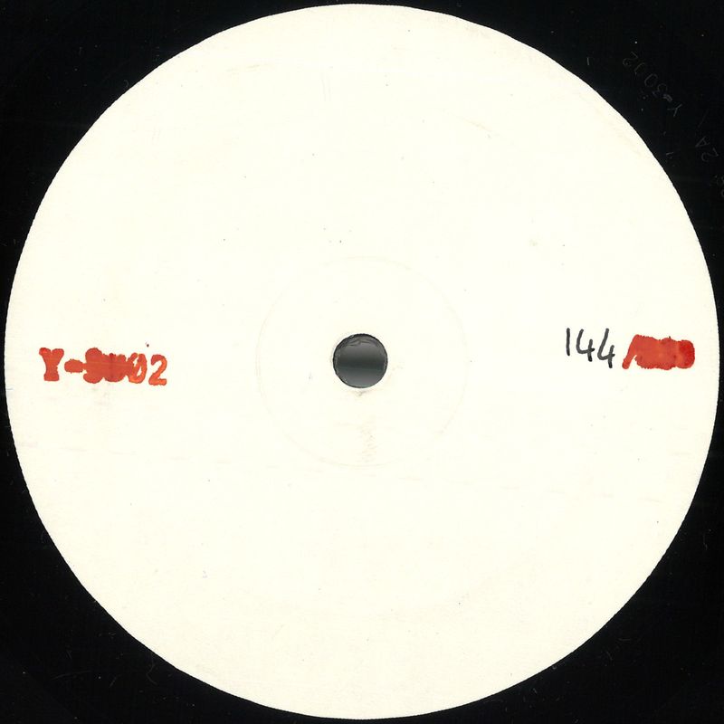 Solitary Dancer — Y-3002 vinyl cover