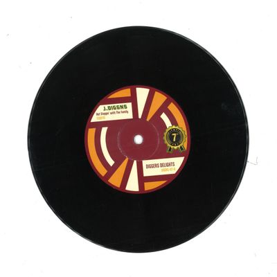 J.Diggns — Hot Stepp'n with the Family / The S-Man - Goodtimes (7") vinyl cover
