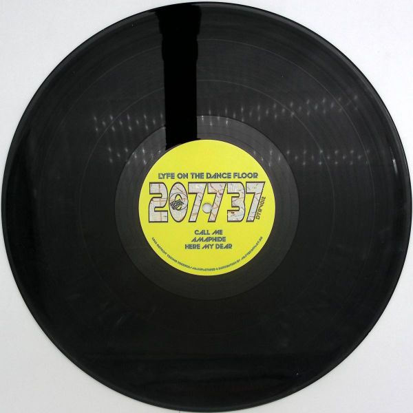 207737 — Lyfe On The Dance Floor LP vinyl cover