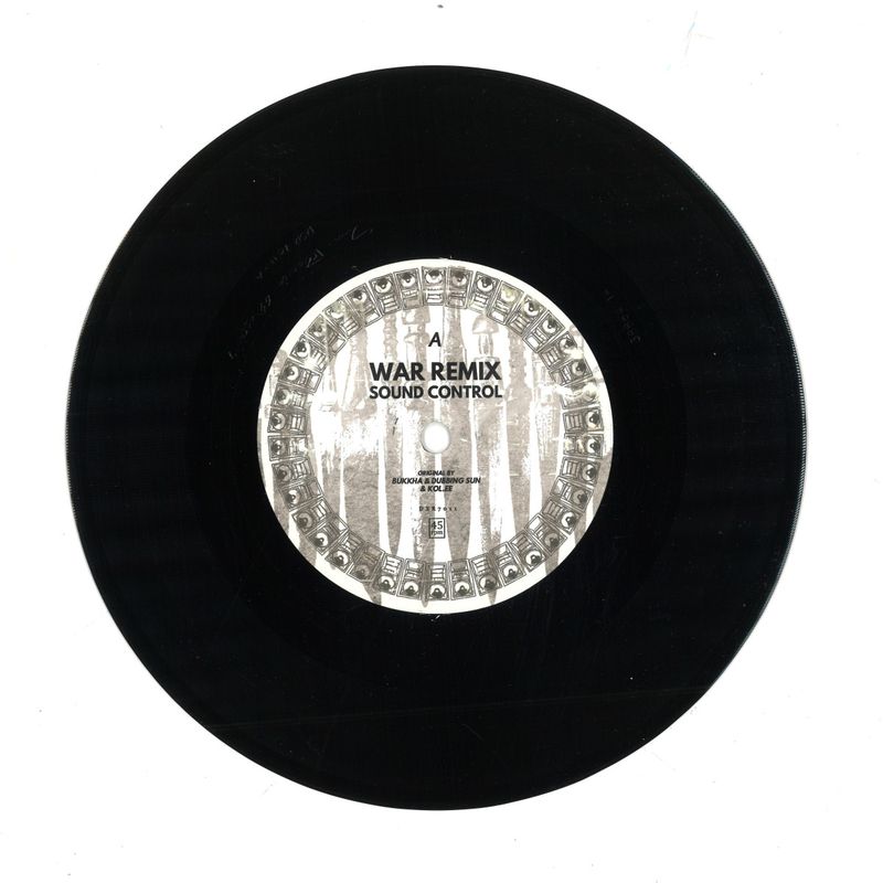 Breez, Sound Control — War Remix / Jah Jah Guide Remix 7" vinyl cover