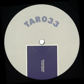 Pylot — Tar 33 vinyl cover