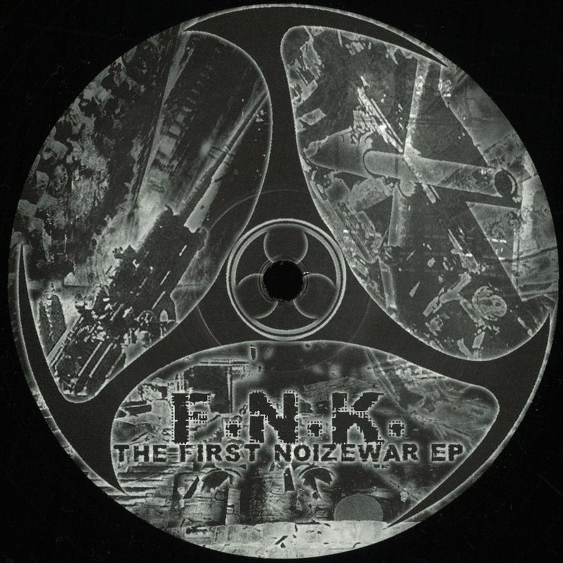 Fanatic Noize Killer — The First Noizewar EP vinyl cover