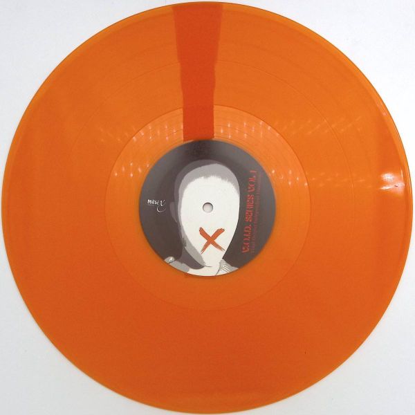 Aritz The Bunker, Uxorem — V.O.I.D. Series Vol.1 vinyl cover