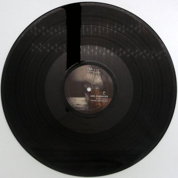 Axel Karakasis — Total Motion EP vinyl cover