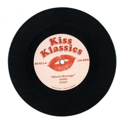 Various — Disco`s Revenge / Groovin`s Revenge vinyl cover